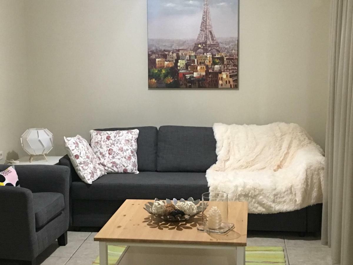 Cozy And Quiet Mini City Apartment Tríkala Eksteriør billede